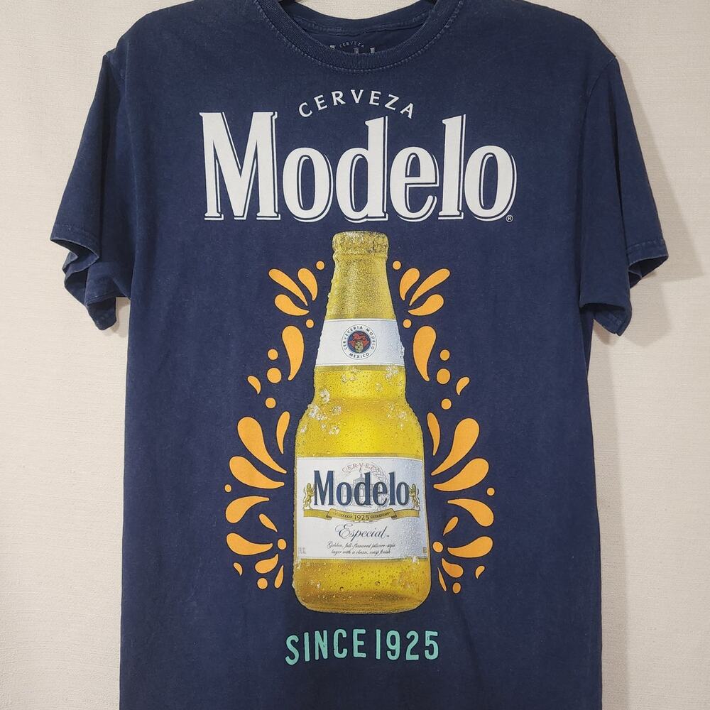 Modelo Cerveza since 1925 men's medium blue shirt